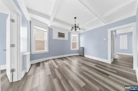 16 Madison Avenue Clifton NJ 07011