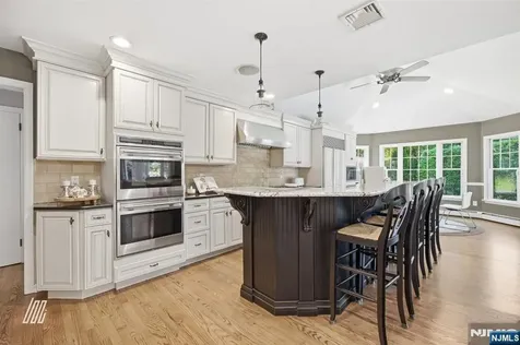 309 Spring Lane Haworth NJ 07641