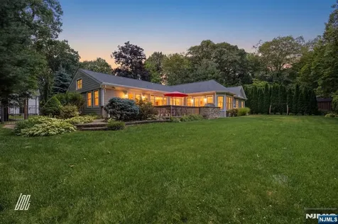 309 Spring Lane Haworth NJ 07641