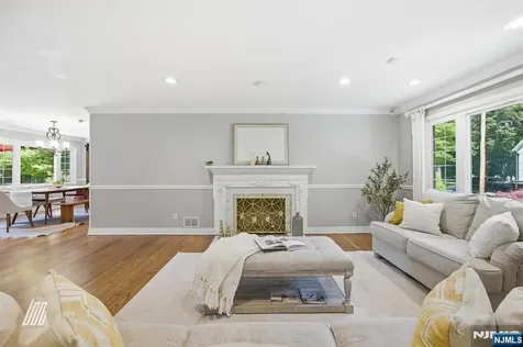 309 Spring Lane Haworth NJ 07641