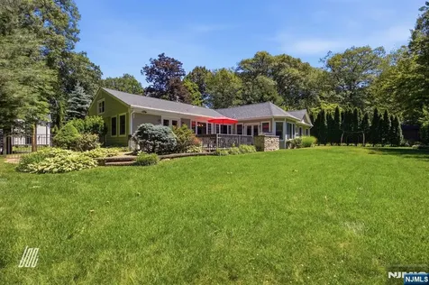 309 Spring Lane Haworth NJ 07641