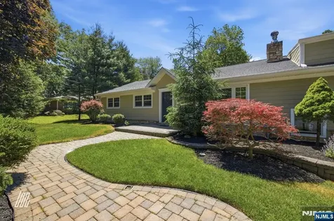 309 Spring Lane Haworth NJ 07641