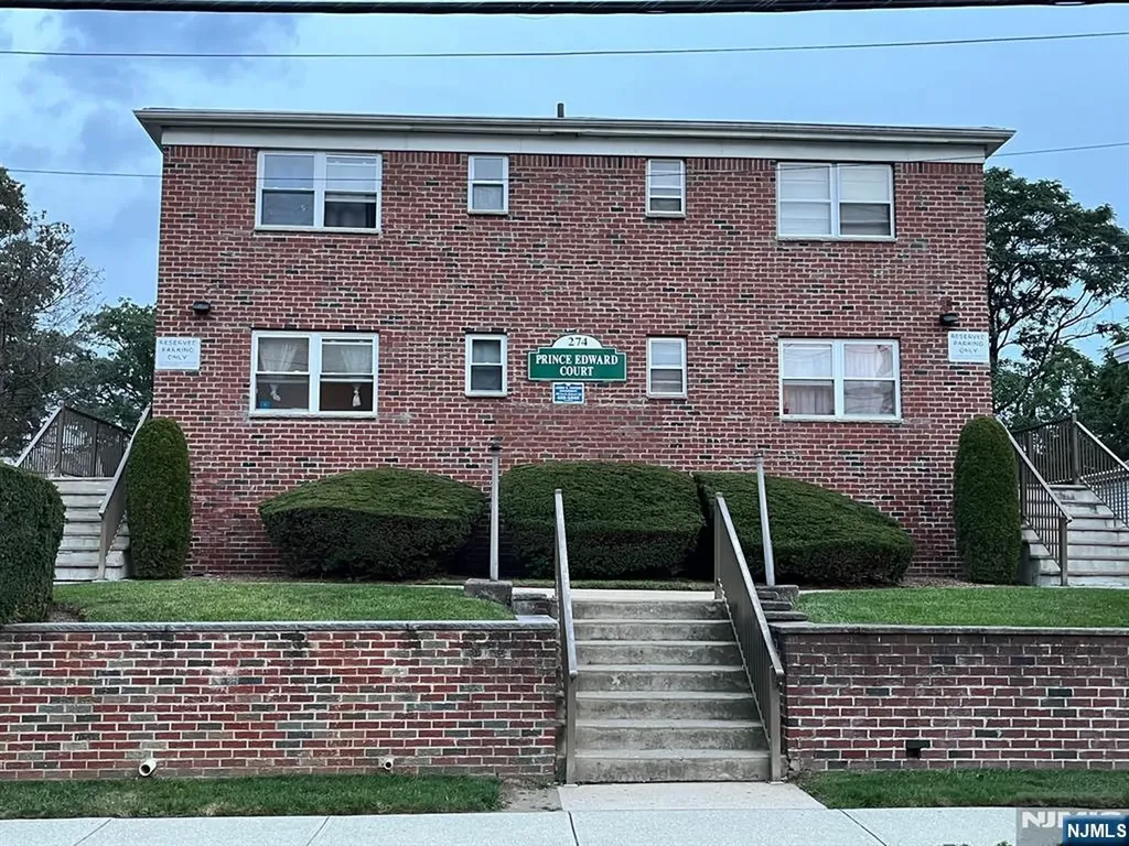 274 Park Street Hackensack NJ 07601