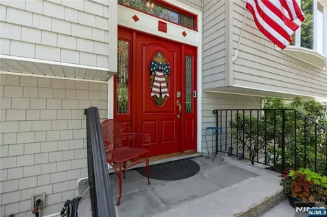 15 Kuiken Court Wayne NJ 07470