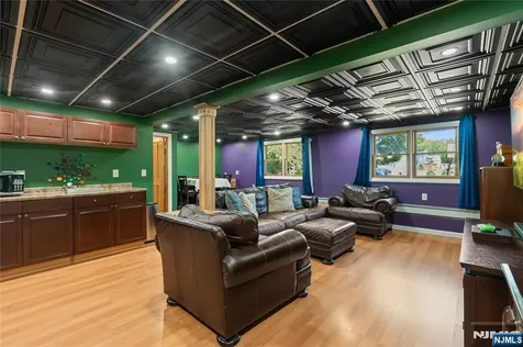 15 Kuiken Court Wayne NJ 07470