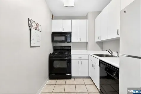 45 S River Drive Jersey City NJ 07310