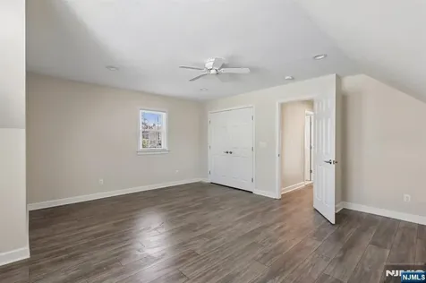 251 Main Street East Rutherford NJ 07073