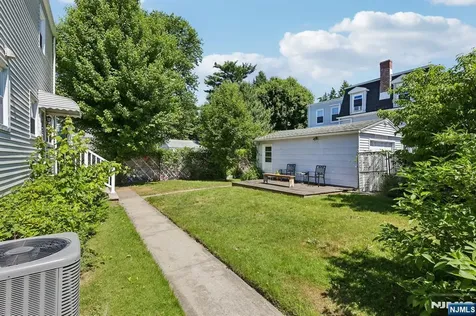 251 Main Street East Rutherford NJ 07073