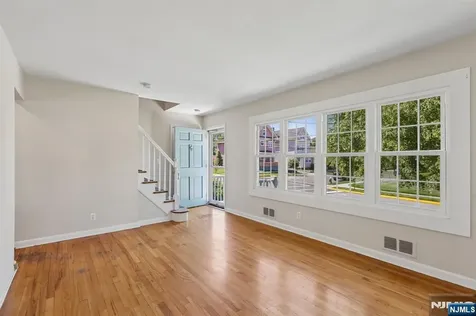 251 Main Street East Rutherford NJ 07073