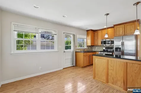 251 Main Street East Rutherford NJ 07073