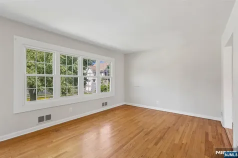 251 Main Street East Rutherford NJ 07073