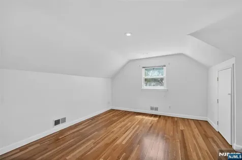 413 Maple Hill Drive Hackensack NJ 07601