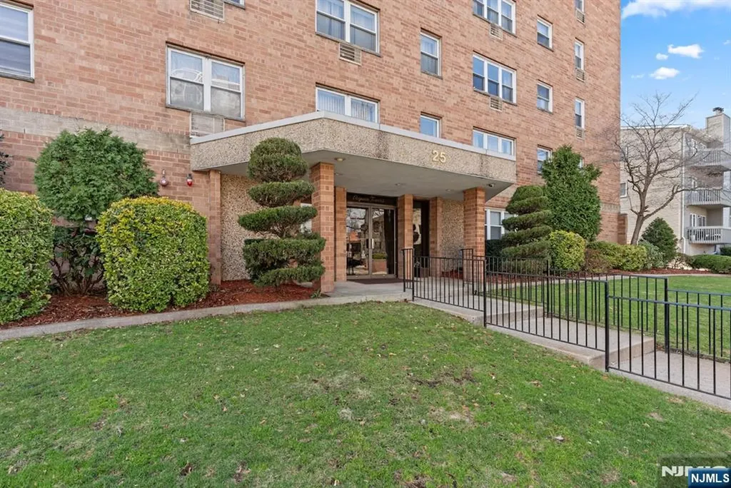25 Jefferson Street Hackensack NJ 07601