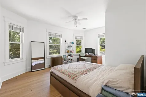 42 Forest Road Glen Rock NJ 07452