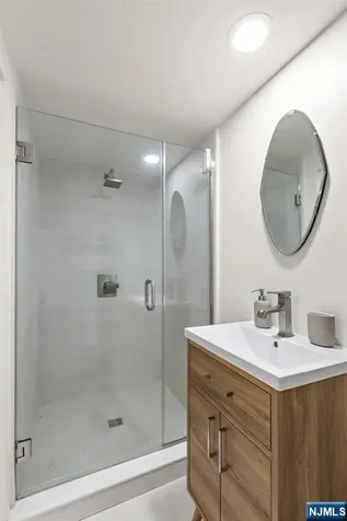 42 Forest Road Glen Rock NJ 07452