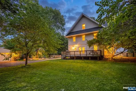 42 Forest Road Glen Rock NJ 07452