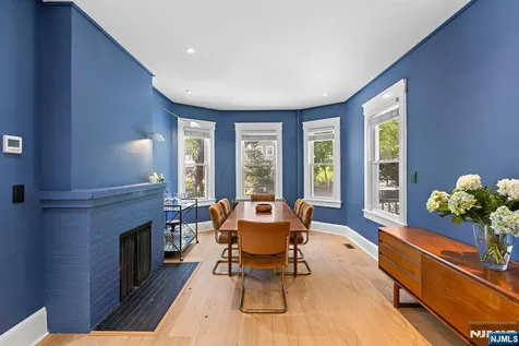 42 Forest Road Glen Rock NJ 07452