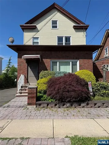 119 Marsellus Place Garfield NJ 07026