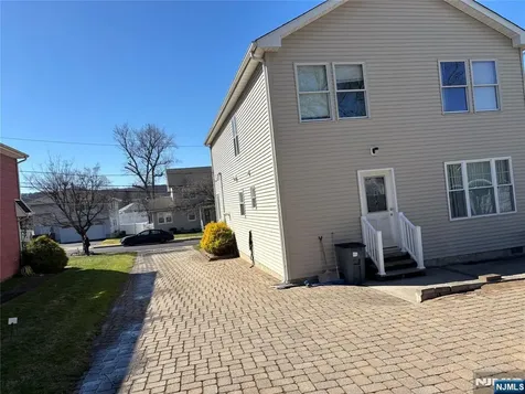 17 Garrett Street Cedar Grove NJ 07009