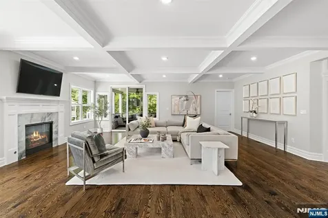 49 North Avenue Montvale NJ 07645