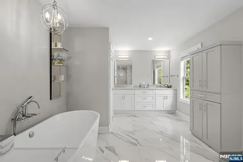 49 North Avenue Montvale NJ 07645