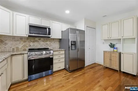 1415 Teresa Drive Fort Lee NJ 07024