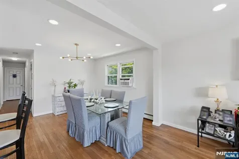 1134 Rivington Street Roselle NJ 07203