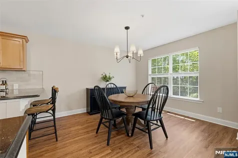 28 Mountainside Drive Pompton Lakes NJ 07442