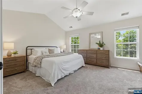 28 Mountainside Drive Pompton Lakes NJ 07442