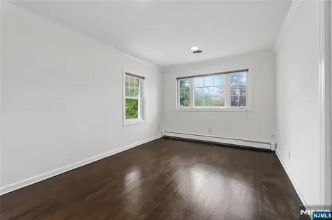 153 Charlotte Place Englewood Cliffs NJ 07632