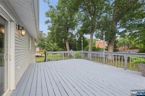 153 Charlotte Place Englewood Cliffs NJ 07632