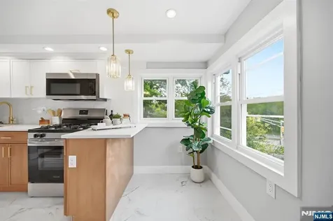 1 Lorelei Road West Orange NJ 07052