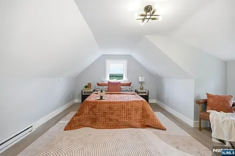 1 Lorelei Road West Orange NJ 07052