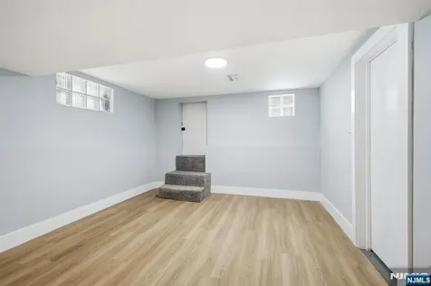 1 Lorelei Road West Orange NJ 07052