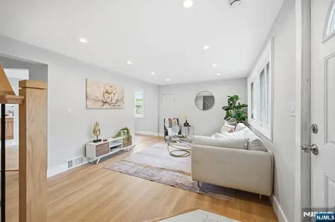 1 Lorelei Road West Orange NJ 07052