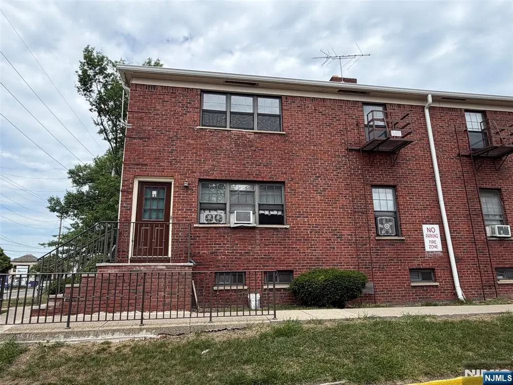 51 Essex Maywood NJ 07607