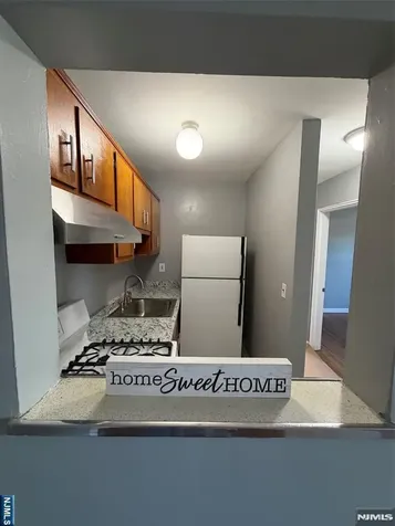51 Essex Maywood NJ 07607