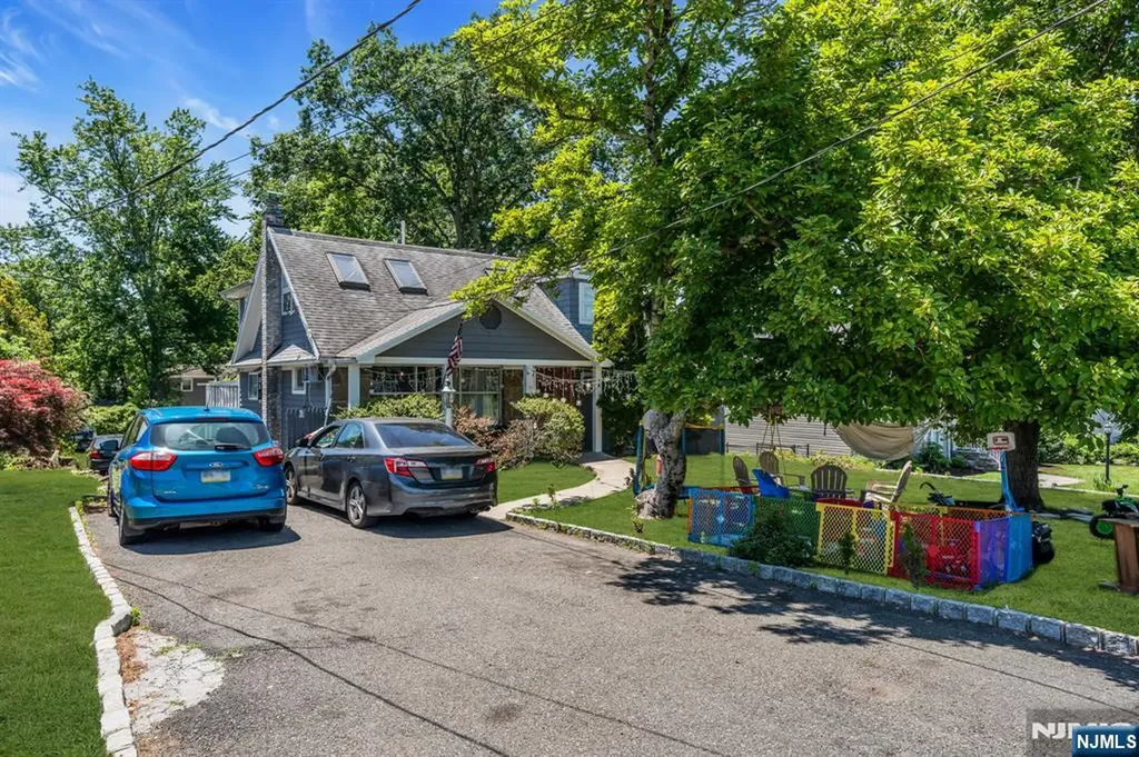 244 Westville Avenue West Caldwell NJ 07006
