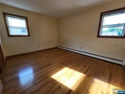 34 Hilton Street Belleville NJ 07109