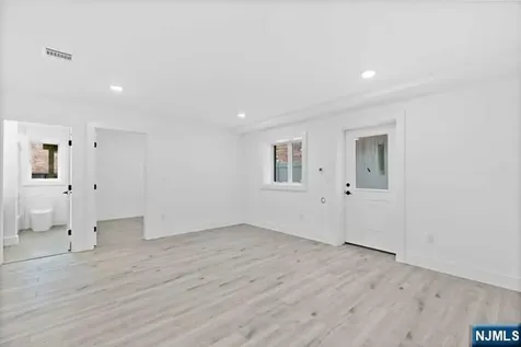 232 E Columbia Avenue Palisades Park NJ 07650