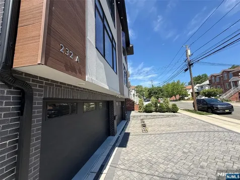 232 E Columbia Avenue Palisades Park NJ 07650