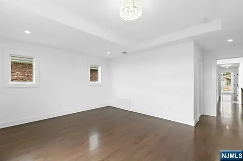 232 E Columbia Avenue Palisades Park NJ 07650
