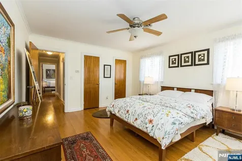 98 Totowa Road Totowa NJ 07512