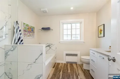 98 Totowa Road Totowa NJ 07512