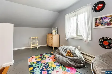 98 Totowa Road Totowa NJ 07512