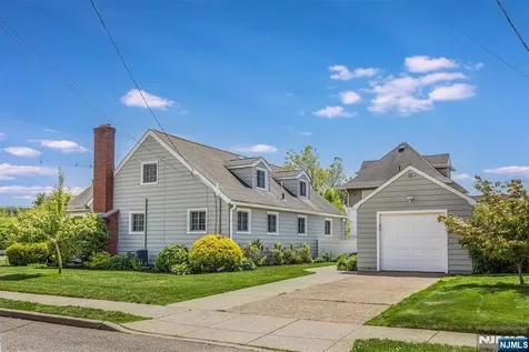 98 Totowa Road Totowa NJ 07512
