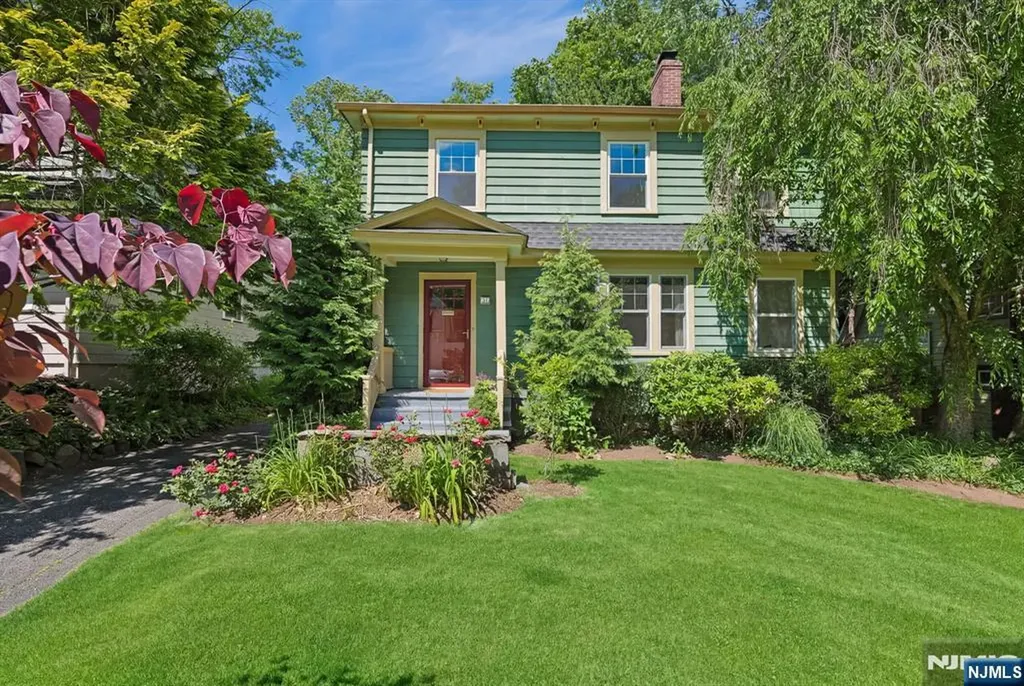31 Macopin Avenue Montclair NJ 07043