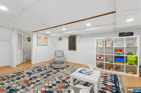 31 Macopin Avenue Montclair NJ 07043