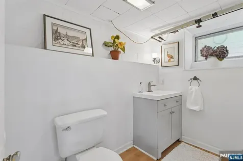 31 Macopin Avenue Montclair NJ 07043