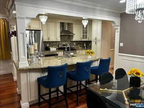 7502 2nd Avenue North Bergen NJ 07047